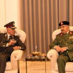 رئيس الأركان المصري يلتقي حفتر في بنغازي رئيس الأركان المصري يلتقي حفتر في بنغازي