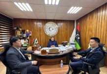 وزارة الصناعة تبحث مقترح إنشاء مصنع أسمنت في البلاد وزارة الصناعة تبحث مقترح إنشاء مصنع أسمنت في البلاد