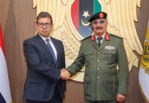 رئيس المخابرات المصرية يزور ليبيا ويلتقي خليفة حفتر رئيس المخابرات المصرية يزور ليبيا ويلتقي خليفة حفتر
