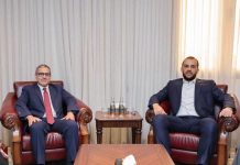 الزوبي وبرنت يبحثان تعزيز التعاون العسكري وتوحيد المؤسسات العسكرية الزوبي وبرنت يبحثان تعزيز التعاون العسكري وتوحيد المؤسسات العسكرية