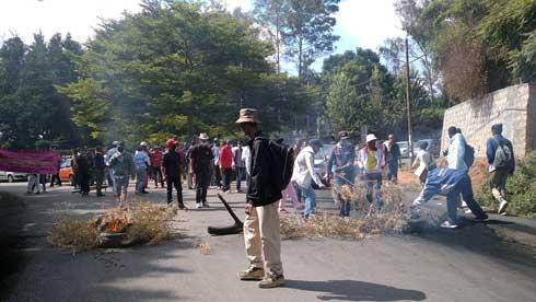 Salaire impayé : Le SPATUT annonce une intensification de la manifestation Salaire impayé : Le SPATUT annonce une intensification de la manifestation