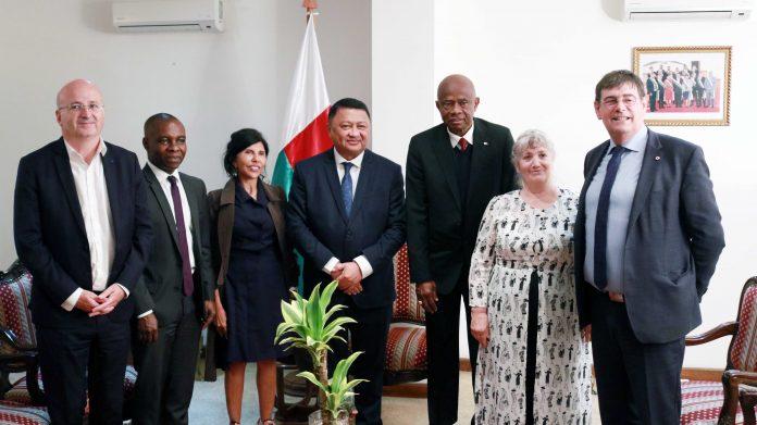 Madagascar – France : Des projets de partenariats entre les communes des deux pays Madagascar – France : Des projets de partenariats entre les communes des deux pays