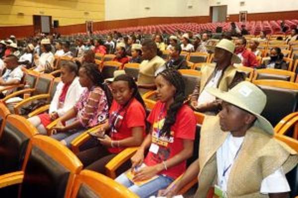 Forum des jeunes : Plaidoyer pour un emploi décent Forum des jeunes : Plaidoyer pour un emploi décent