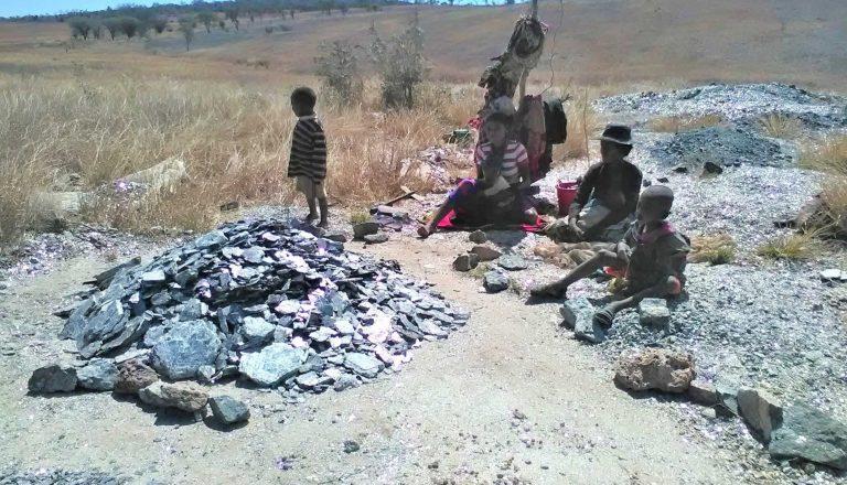 Exploitation de mica : Une baisse de la production dans la région Anosy Exploitation de mica : Une baisse de la production dans la région Anosy