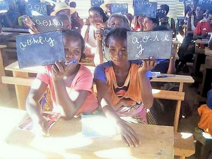 Développement : L’alphabétisation des adultes renforcée Développement : L’alphabétisation des adultes renforcée