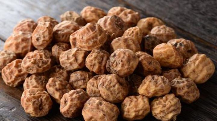 Le souchet, tubercule sauvage devenu “super aliment” Le souchet, tubercule sauvage devenu “super aliment”