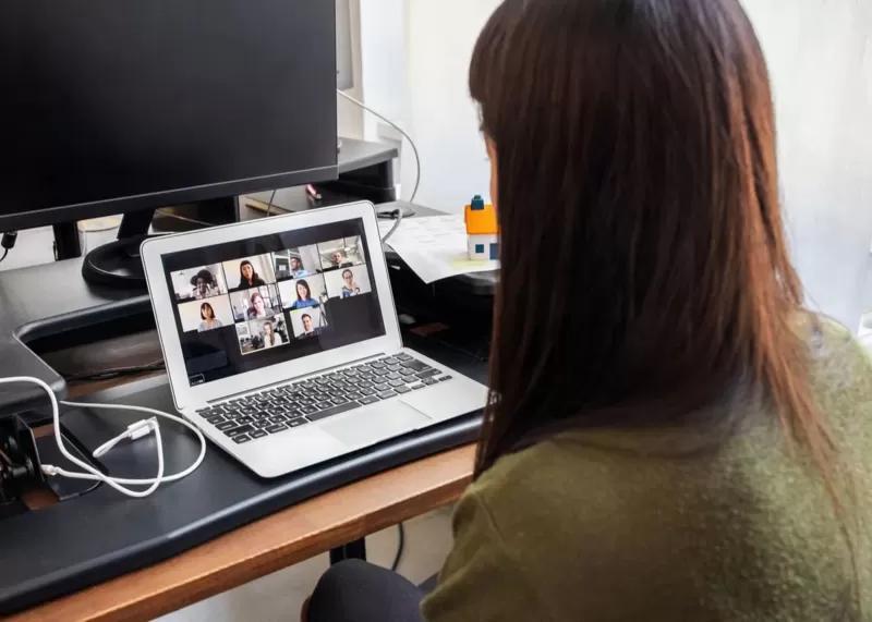 Les arguments en faveur de l’extinction de votre caméra Zoom Les arguments en faveur de l’extinction de votre caméra Zoom