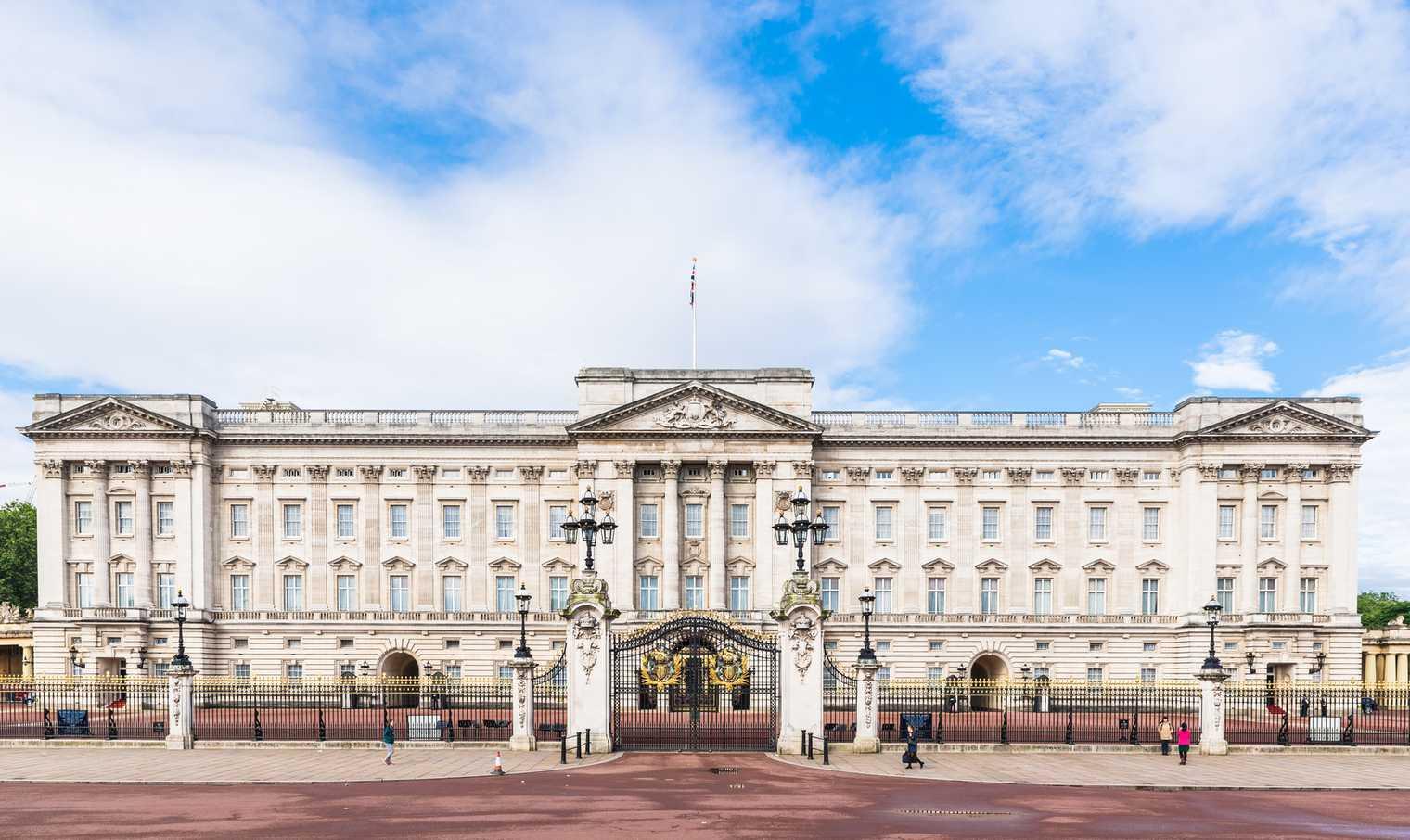 Buckingham Palace : combien de pièces contient le palais de la famille royale ? Buckingham Palace : combien de pièces contient le palais de la famille royale ?