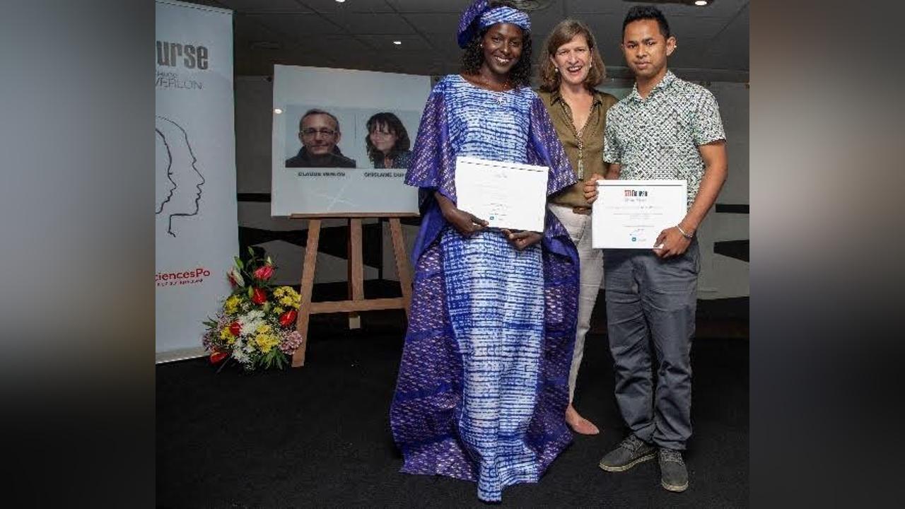 UNE JOURNALISTE CAMEROUNAISE ET UN TECHNICIEN MALGACHE LAURÉATS DE LA BOURSE GHISLAINE DUPONT ET CLAUDE VERLON UNE JOURNALISTE CAMEROUNAISE ET UN TECHNICIEN MALGACHE LAURÉATS DE LA BOURSE GHISLAINE DUPONT ET CLAUDE VERLON