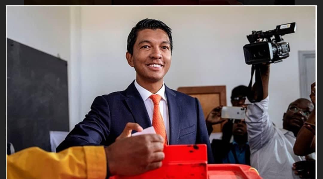 Le second tour des élections présidentielles à Madagascar est inévitable… Le second tour des élections présidentielles à Madagascar est inévitable…