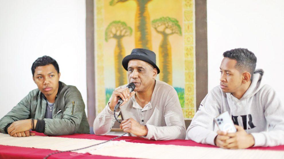 CONCERT – Erick Manana et Ralah’trio au CC ESCA Antanimena CONCERT – Erick Manana et Ralah’trio au CC ESCA Antanimena