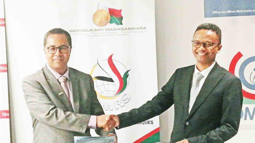 PROJET MINIER – L’accord entre l’État et QMM signé PROJET MINIER – L’accord entre l’État et QMM signé
