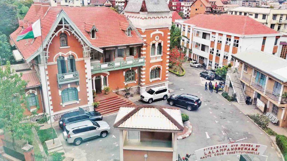 ÉLECTION PRÉSIDENTIELLE – Aucune candidature enregistrée à la HCC ÉLECTION PRÉSIDENTIELLE – Aucune candidature enregistrée à la HCC