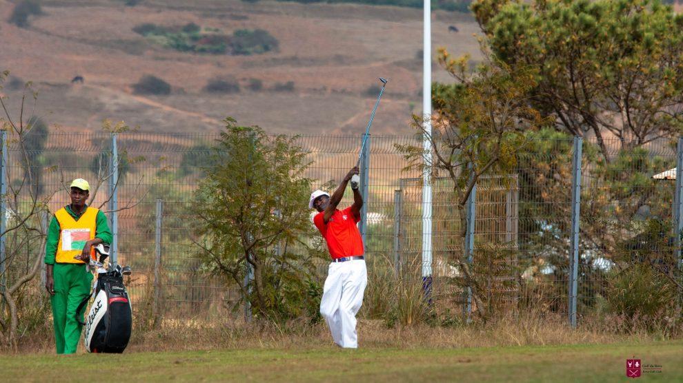 GOLF – TOURNOI INTER-ÎLES – Matteo Douessy et Melliyal Schmitt en tête GOLF – TOURNOI INTER-ÎLES – Matteo Douessy et Melliyal Schmitt en tête