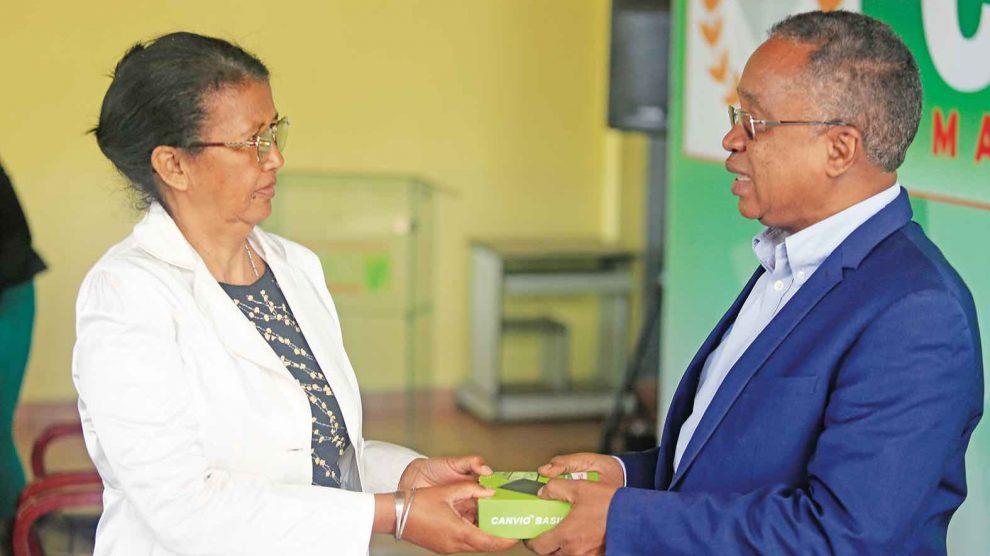 REGISTRE ÉLECTORAL – Les candidats boycottent l’appel de la CENI REGISTRE ÉLECTORAL – Les candidats boycottent l’appel de la CENI