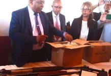 Deux Étrangers Arrestés pour Tentative de Coup D’État Deux Étrangers Arrestés pour Tentative de Coup D'État