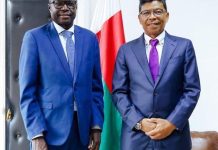 État Demande Aide pour Combler un Déficit de 4 000 Milliards État Demande Aide pour Combler un Déficit de 4 000 Milliards