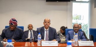 Virage Diplomatique de L’Ua: Madagascar Émerge Virage Diplomatique de L'Ua: Madagascar Émerge