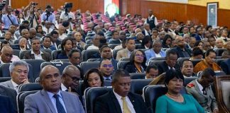 Concertation Nationale Boycottée à la Cérémonie D’Ouverture Concertation Nationale Boycottée à la Cérémonie D'Ouverture