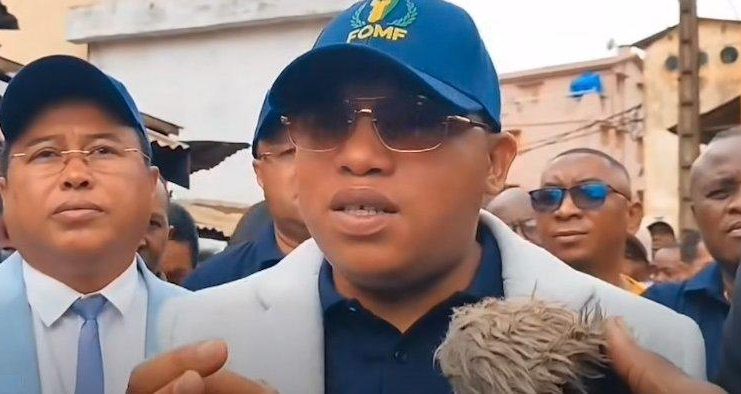 Le Populisme de Gascar Fenosoa Sert-Il la Refondation? Le Populisme de Gascar Fenosoa Sert-Il la Refondation?