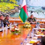 Conseil des Ministres: Partage de Gâteau et Retours Conseil des Ministres: Partage de Gâteau et Retours