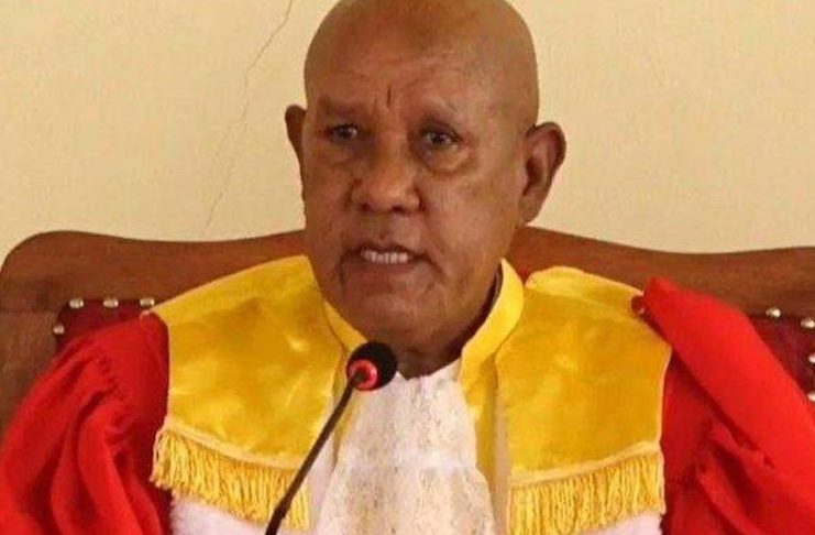 Remaniement Institutionnel: Destitution du Président HCC Remaniement Institutionnel: Destitution du Président HCC