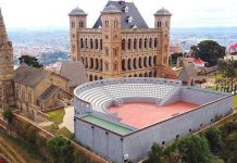 Démolition du Colisée et Rebaptisation du Stade Barea Démolition du Colisée et Rebaptisation du Stade Barea