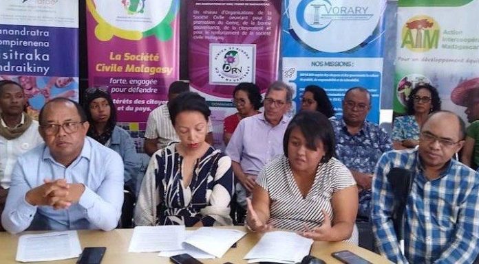 Société Civile Exige Clarification du Cadre de Transition Société Civile Exige Clarification du Cadre de Transition