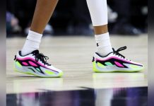 Grincement des Baskets sur le Parquet comme Mini-Séisme Grincement des Baskets sur le Parquet comme Mini-Séisme