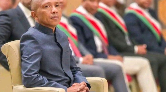 Le Gouvernement Malgache Confié à Mamitiana Rajaonarison Le Gouvernement Malgache Confié à Mamitiana Rajaonarison