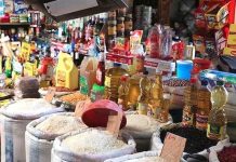 Croissance Révisée à la Baisse et Inflation Persistante Croissance Révisée à la Baisse et Inflation Persistante