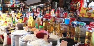 Croissance Révisée à la Baisse et Inflation Persistante Croissance Révisée à la Baisse et Inflation Persistante
