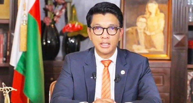 Andry Rajoelina Réapparaît Pour La Pentecôte Andry Rajoelina Réapparaît Pour La Pentecôte