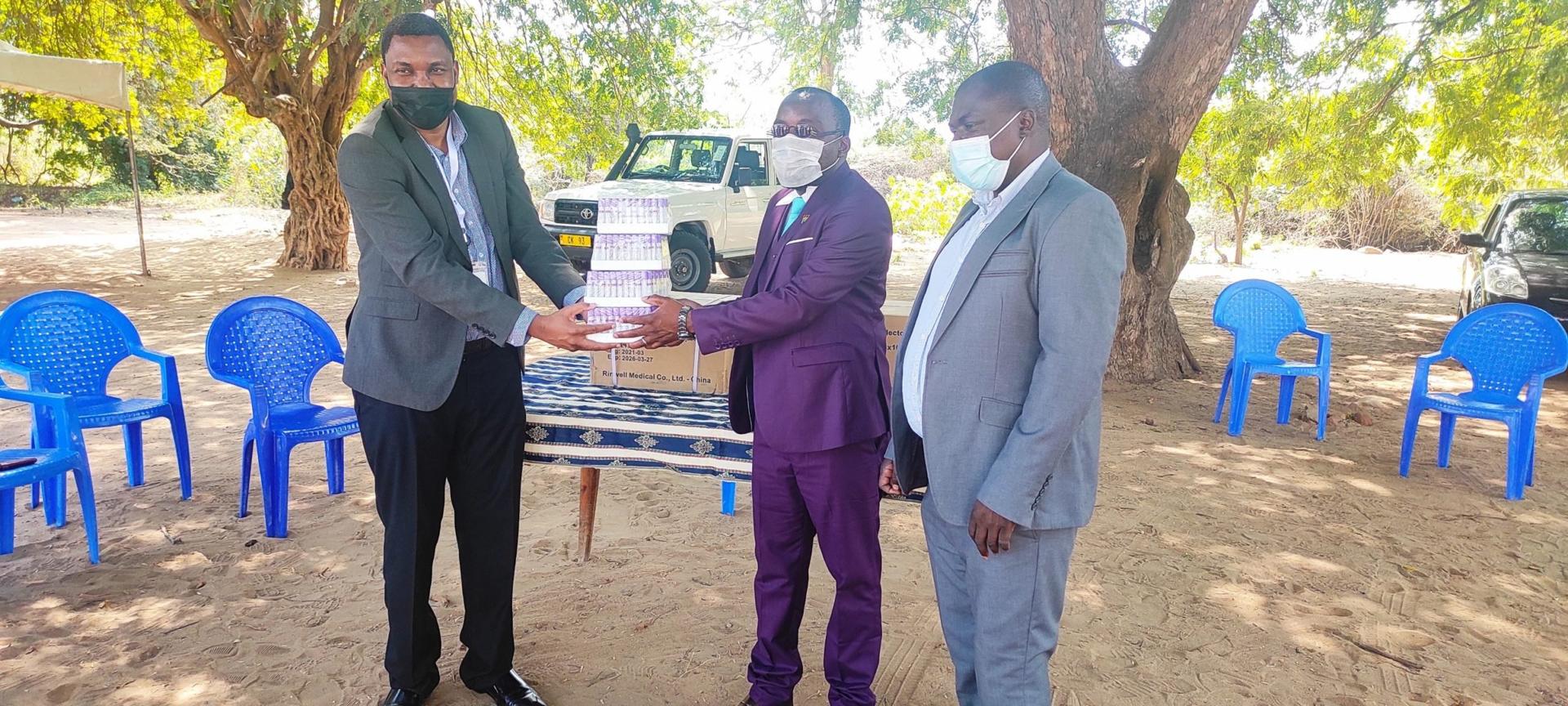Press Cane donates K10.5m hospital items to Chikwawa District Hospital Press Cane donates K10.5m hospital items to Chikwawa District Hospital