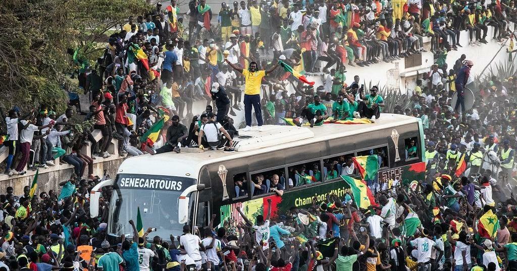 Senegal: Ecstatic victory parade in Dakar as team returns with AFCON trophy Senegal: Ecstatic victory parade in Dakar as team returns with AFCON trophy