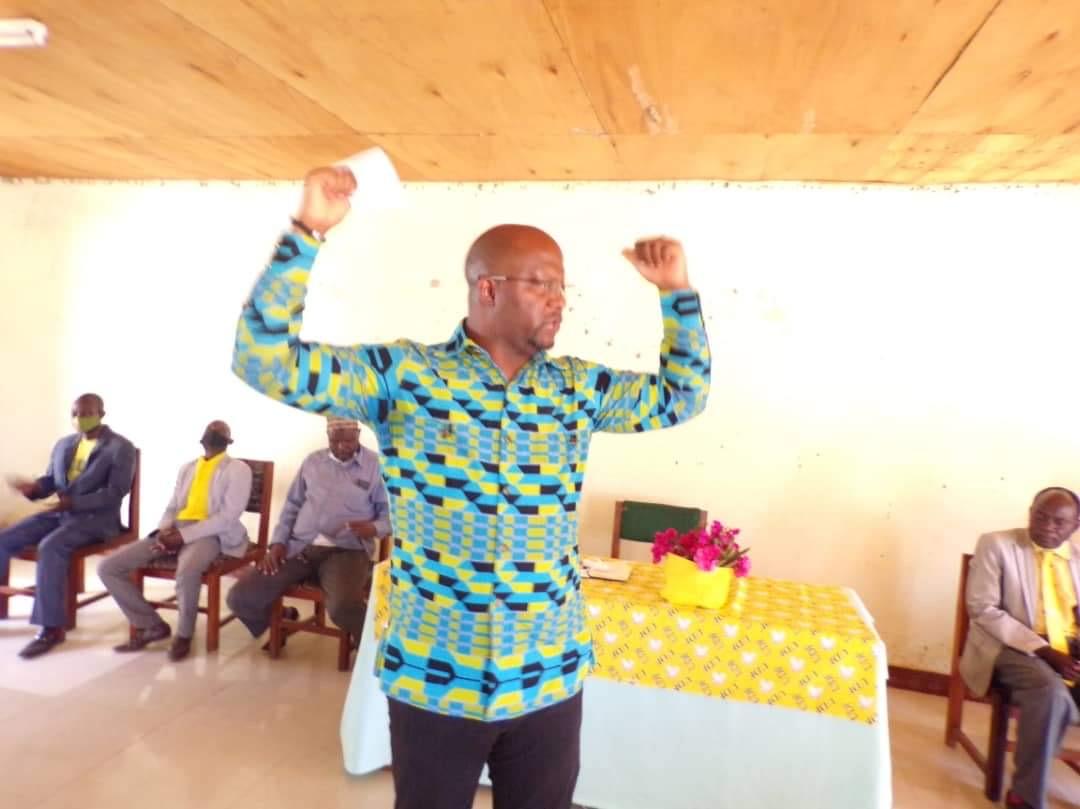 Atupele Muluzi distances UDF from Leader of Opposition Nankhumwa’s shadow cabinet; Was done without consultation Atupele Muluzi distances UDF from Leader of Opposition Nankhumwa’s shadow cabinet; Was done without consultation