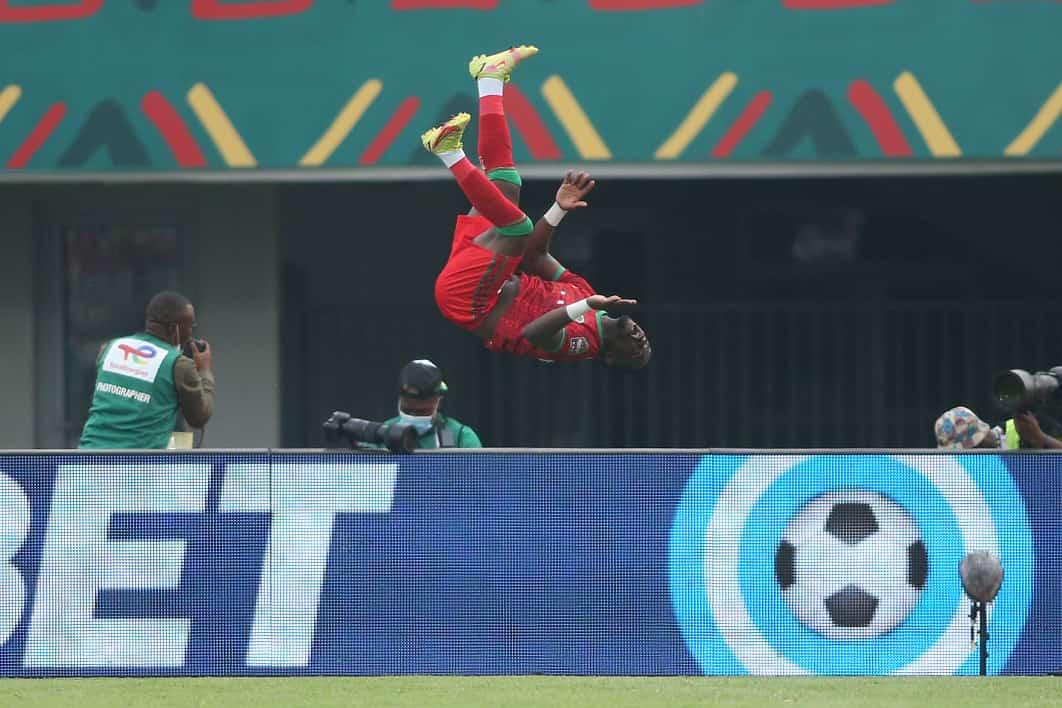 Malawi’s Flames striker Gabadihno Mhango misses CAF award Malawi’s Flames striker Gabadihno Mhango misses CAF award