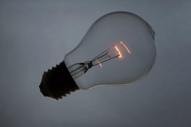 ESKOM power woes threatening financial instability; businesses urged to seek alternative power sources ESKOM power woes threatening financial instability; businesses urged to seek alternative power sources