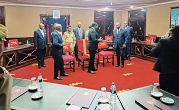 President Chakwera buys first poppy at K2m as he inaugurates 2022 Poppy Appeal Week President Chakwera buys first poppy at K2m as he inaugurates 2022 Poppy Appeal Week