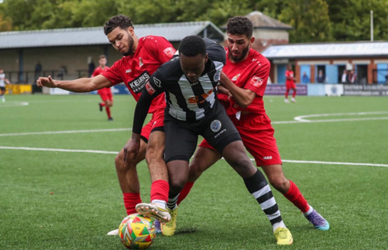 UK – based attacker Shaquille Gwengwe expresses interest to play for the Flames UK – based attacker Shaquille Gwengwe expresses interest to play for the Flames