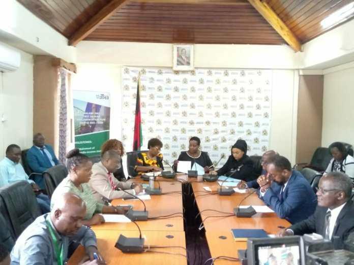 Malawi Govt closes down schools for two weeks over Cholera outbreak Malawi Govt closes down schools for two weeks over Cholera outbreak