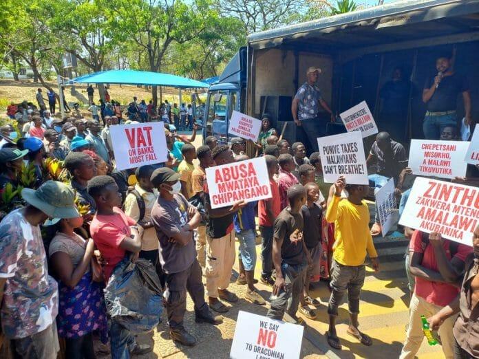 Of Malawians’ disillusionment, anger amid economic turmoil Of Malawians’ disillusionment, anger amid economic turmoil