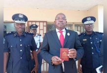 Minister Prints Own Passport to Showcase New System Minister Prints Own Passport to Showcase New System
