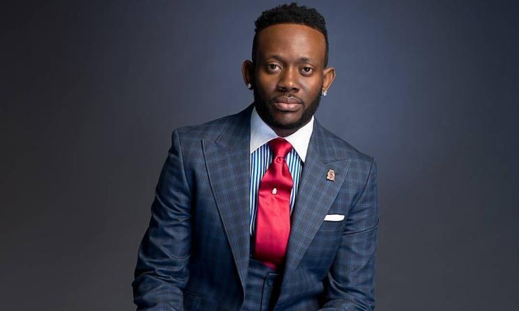 J. Martins Survives Car Plunge into Bush on Highway J. Martins Survives Car Plunge into Bush on Highway