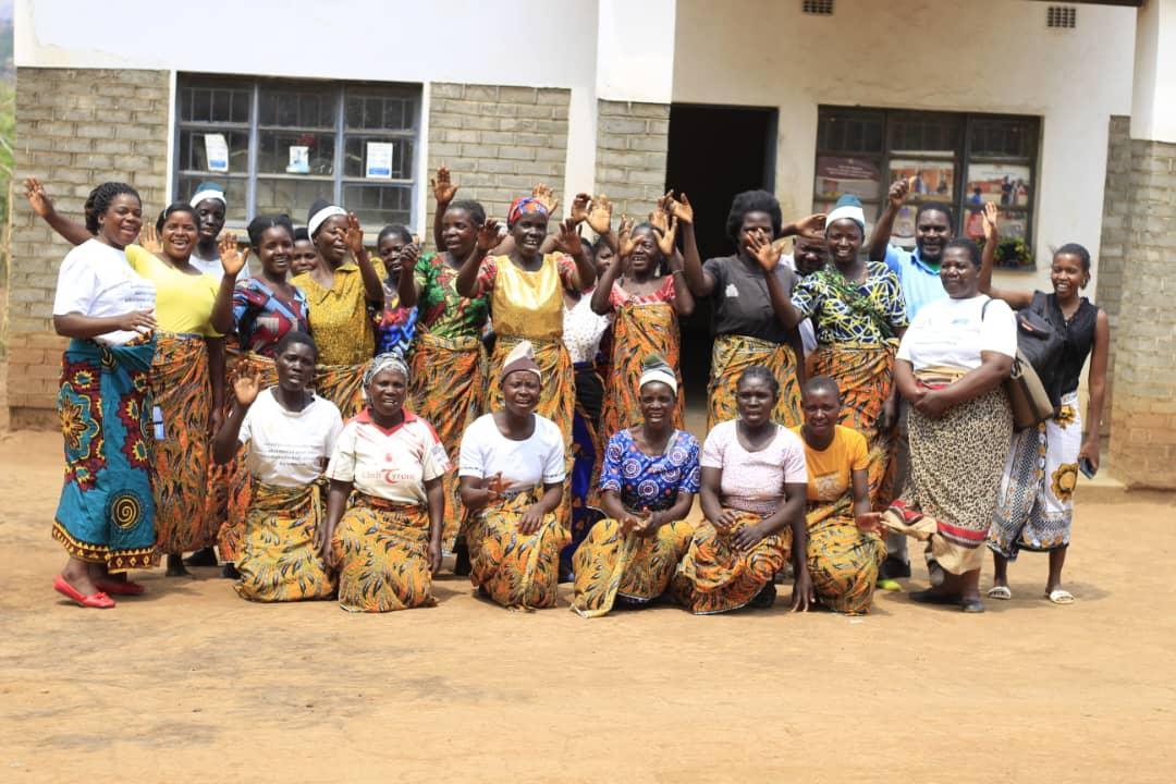 Lilongwe DHO Praises Mother Care Groups for Immunization Lilongwe DHO Praises Mother Care Groups for Immunization