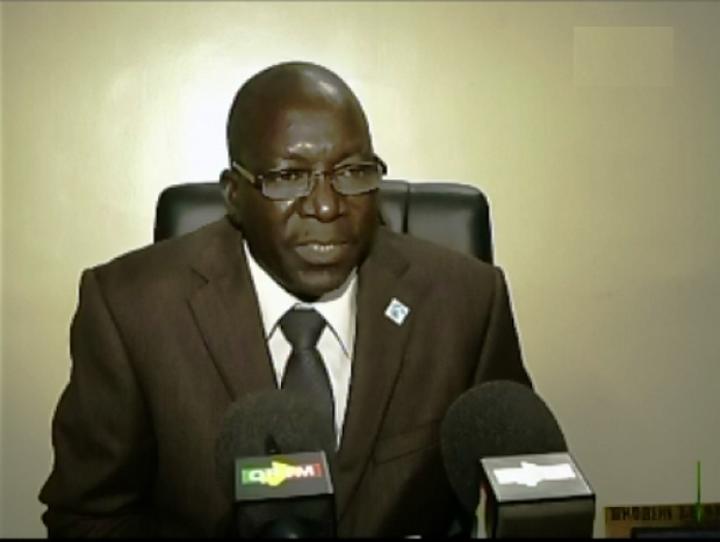 Face au non respect des engagements pris par l’Etat : Le secrétaire général de l’UNTM El hadj Yacouba Katile reste inflexible. Face au non respect des engagements pris par l’Etat : Le secrétaire général de l’UNTM El hadj Yacouba Katile reste inflexible.
