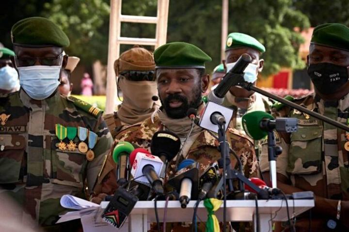 Continuité de l’État : le colonel Assimi Goïta donne des orientations aux secrétaires généraux des ministères Continuité de l’État : le colonel Assimi Goïta donne des orientations aux secrétaires généraux des ministères