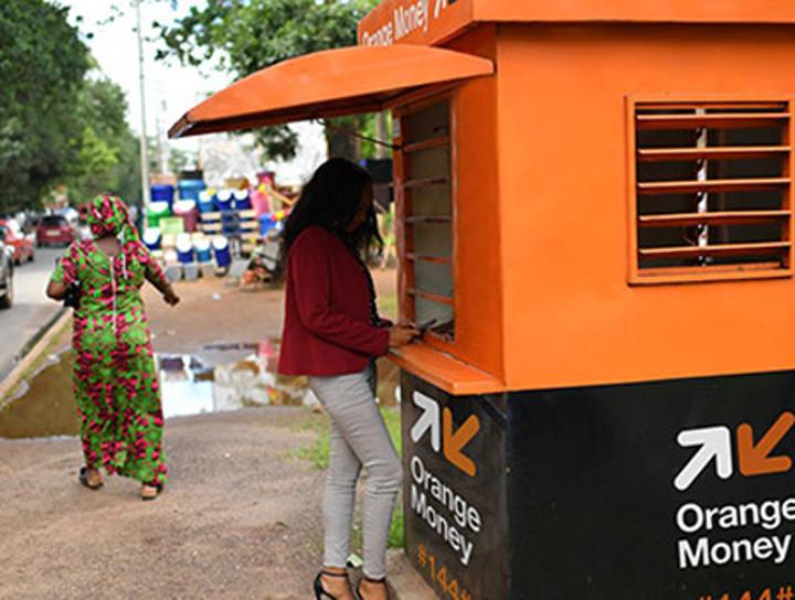 Multiplication des cas d’arnaque sur Orange Money : Faut-il voir une complicité certaine de l’opérateur ? Multiplication des cas d’arnaque sur Orange Money : Faut-il voir une complicité certaine de l’opérateur ?