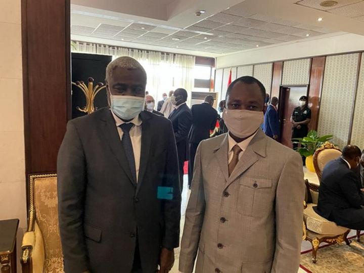 Après avoir suspendu le Mali de toutes ses instances en réaction au coup d’Etat du 24 mai dernier: Une délégation du Conseil de paix et de sécurité de l’UA à Bamako pour s’enquérir de l’évolution de la situation Après avoir suspendu le Mali de toutes ses instances en réaction au coup d’Etat du 24 mai dernier: Une délégation du Conseil de paix et de sécurité de l’UA à Bamako pour s’enquérir de l’évolution de la situation