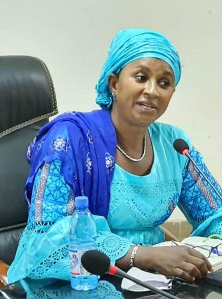 Suspension de l’inspecteur Issa Synayoko : La ministre des Transports et des Infrastructures bientôt devant le CNT ? Suspension de l’inspecteur Issa Synayoko : La ministre des Transports et des Infrastructures bientôt devant le CNT ?